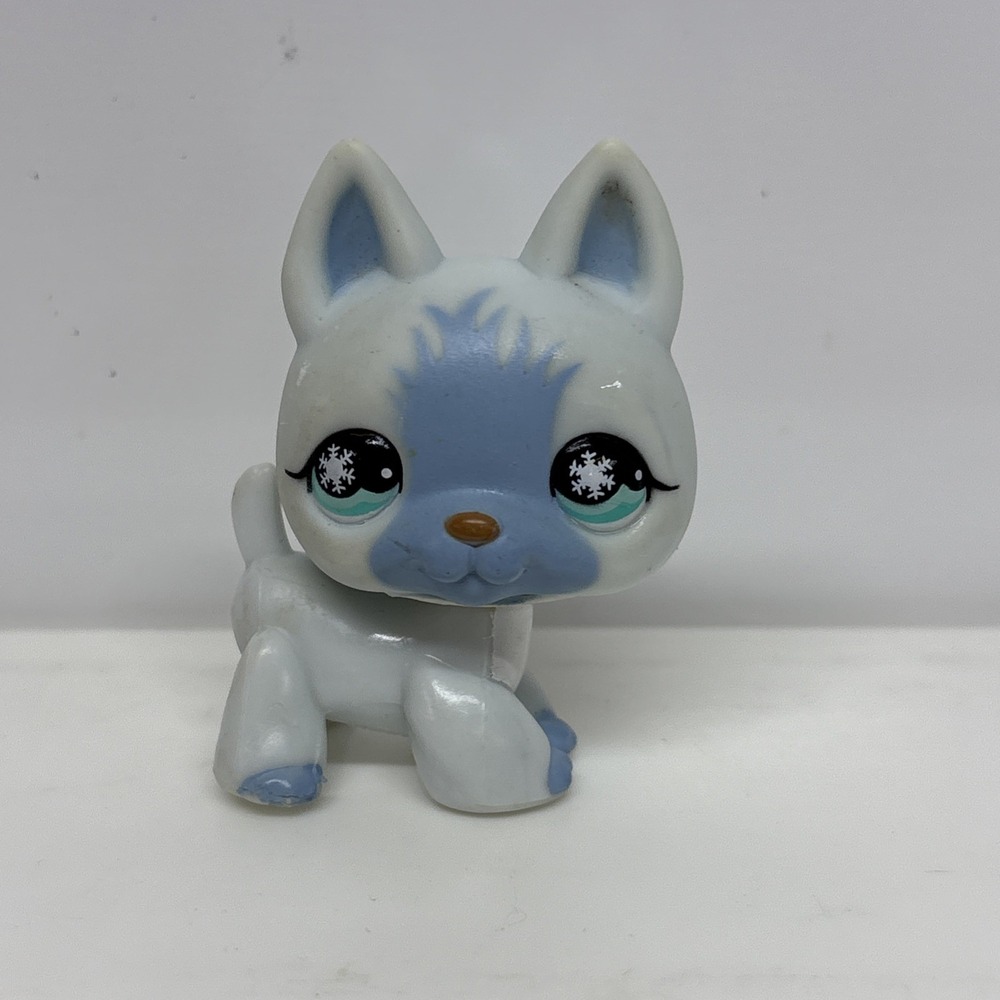 LPS Littlest Pet Shop 2007 German Shepherd Dog Blue Snowflake‎ Eye Ice #689
